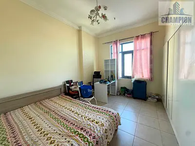 Iconic Buildiny -Vacant Unit -Chiller Free -Slightly Negotiable -Spacious & Vibrant -All Amenities