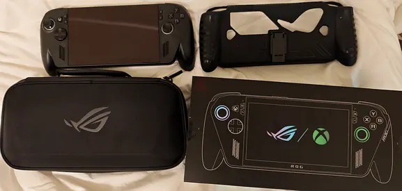Asus Rog Ally Xbox X 1TB Z2 with Accessories used only 1 month!