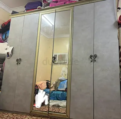 6-Door Mirrored Wardrobe - Light Grey with Gold Trim