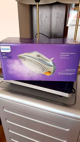 Philips Azur Steam Iron - Perfect Condition in Box