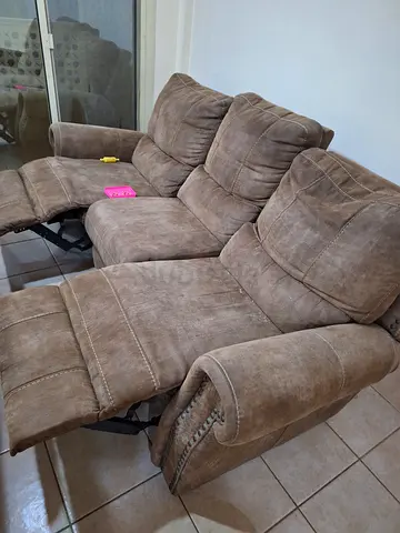 Brown 3-Seater Recliner Sofa in Good Condition