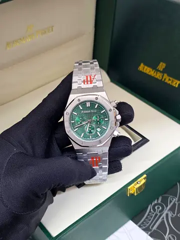 AP watch with chrono