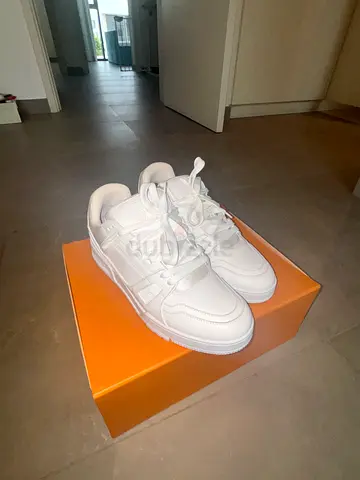 Louis Vuitton LV Sneaker UK9