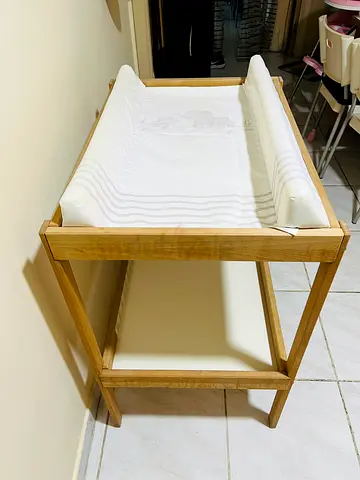 Baby changing table