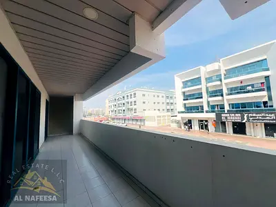SPACIOUS 3 BHK FLAT IN HOR AL ANZ DEIRA JUST 90K