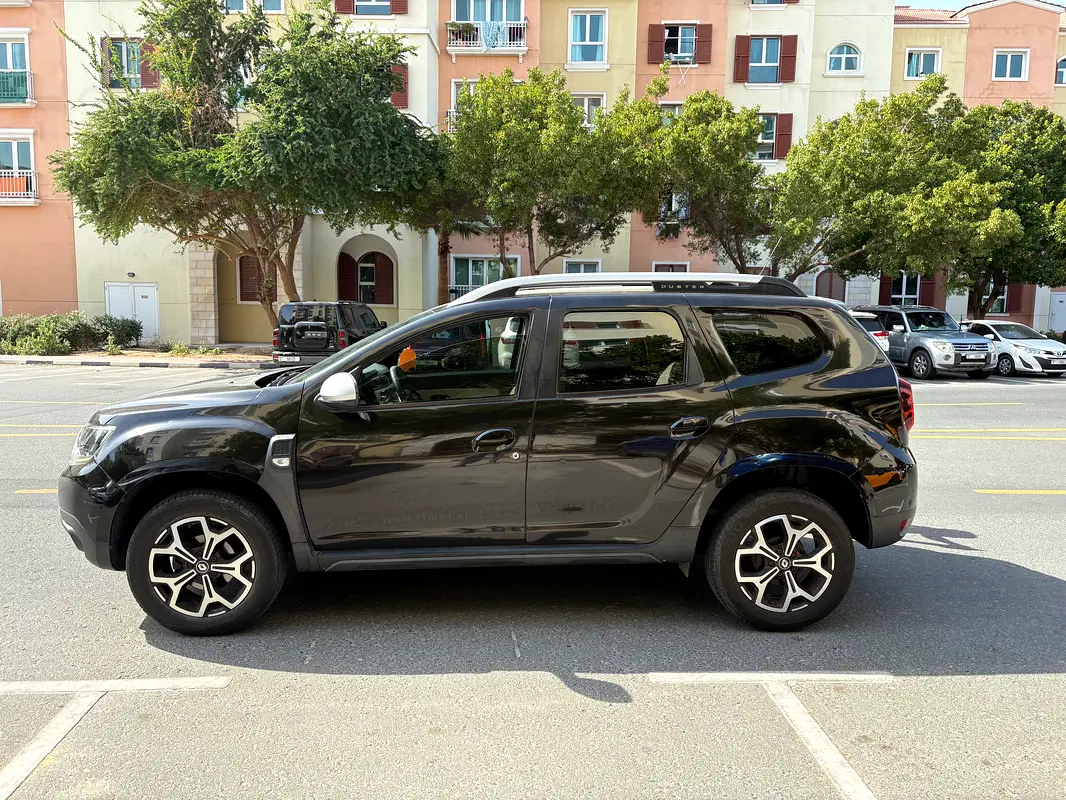Renault Duster 2019 — photo 1 of 9