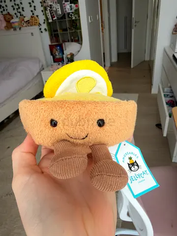 A cute jellycat