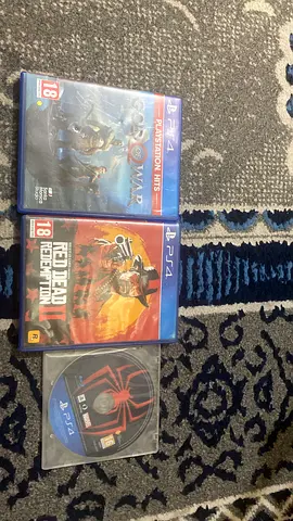 PS4 Games Bundle: GoW (PlayStation Hits) + Red Dead Redemption II + Spider-Man Disc