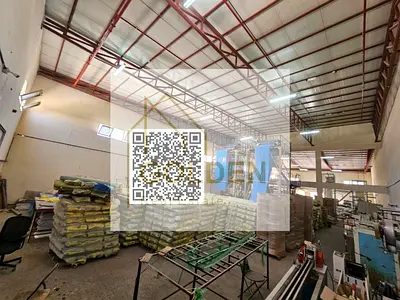 فرصة مميزة — مستودع بمساحة 6,000 قدم مربع بسعر 210 ألف درهم مع حوطة إنترلوك خاصة بمساحة 10,000 قدم مقابل 100 ألف درهم، ومساحات واسعة للتحميل والتنزيل.