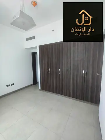 فرصة رائعة شقة للإيجار غرفتين وصاله منطقه القاسمية  الرولة  يوجد باركين و مسبح و جيم سعر ممتاز