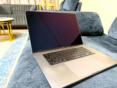 16 inch Apple Macbook Pro retina i7 2019 with touch bar (all working) + FREE Laptop bag + FREE adptr