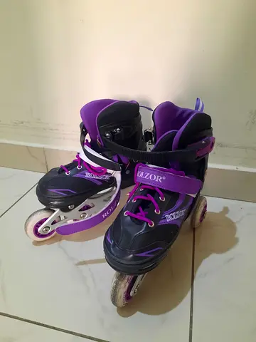 Skating shoe for sale