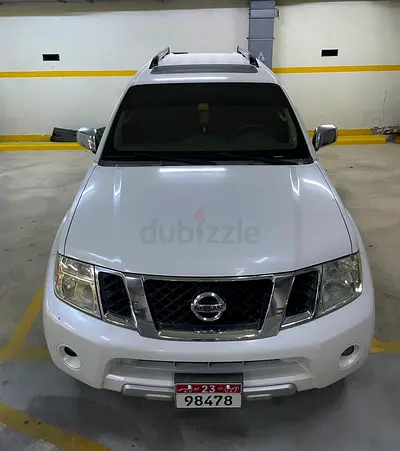 Nissan Pathfinder LE 2009 GCC Specs