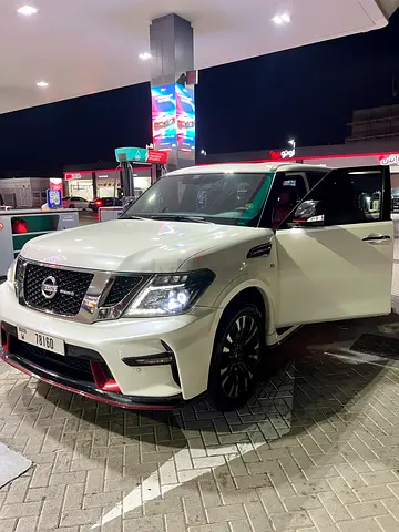 Nissan Patrol LE Platinum City 2017  |  Nismo Kit  |  GCC Specs | V8 Engine