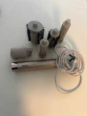 Clara brand new  4-in-1 Electric Hot Air Styler with Brush Attachments