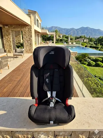 Used Britax Römer Advansafix Highback Car Seat - Impeccable condition