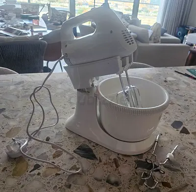 Kenwood Chefette Lite Stand Mixer  Hand Mixer 450W – Excellent Condition