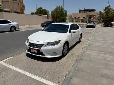 Lexus ES 350 2015 GCC Specs
