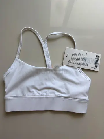 New - Lululemon Flow Y Bra - size 2