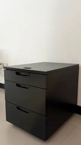Drawer Galant with security lock