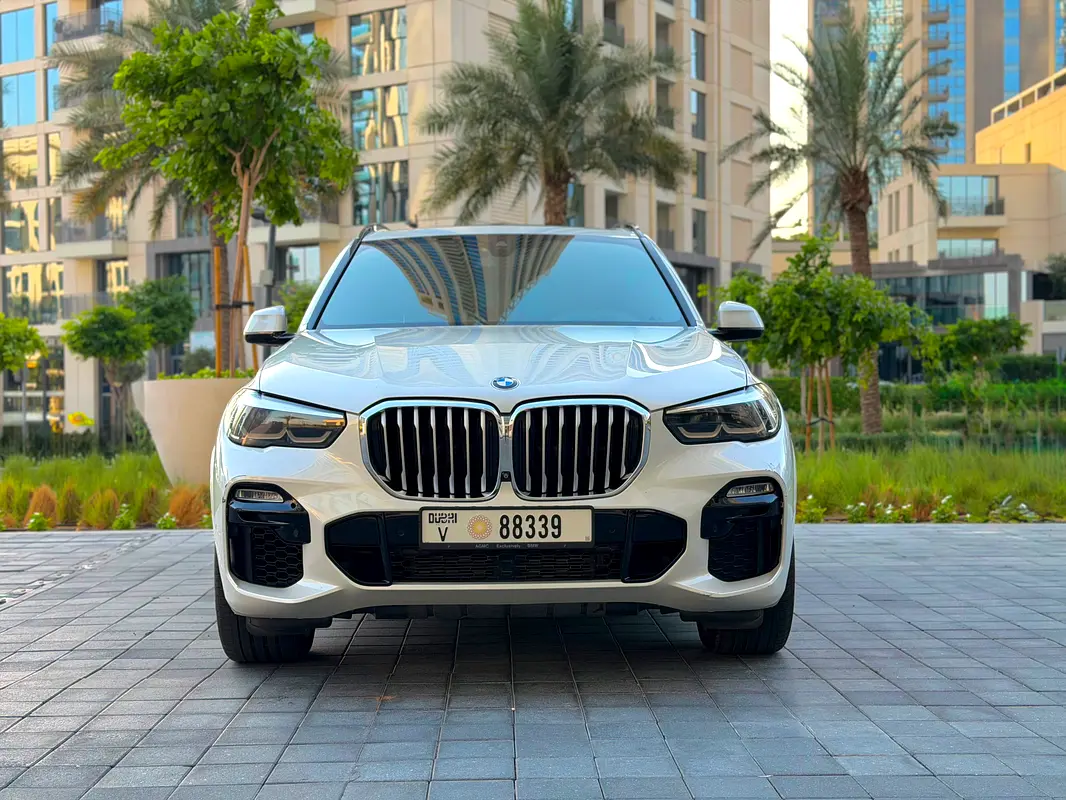 BMW X5 2019 — photo 1 of 20