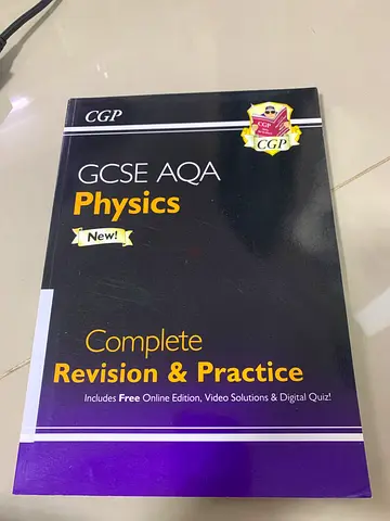 GCSE AQA Physics Complete Revision  Practice (CGP) - Complete Guide
