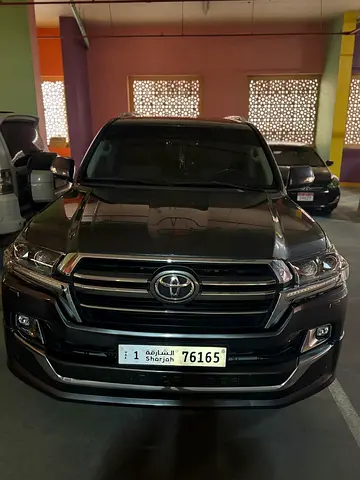 Al Futtaim service history for my Land Cruiser 2020 GXR Grand Touring | GCC Specs | Low Mileage