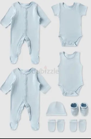 Newborn 8-piece Baby Clothing Set – Sleepsuits, Bodysuits, Hat  Mittens (Unisex)