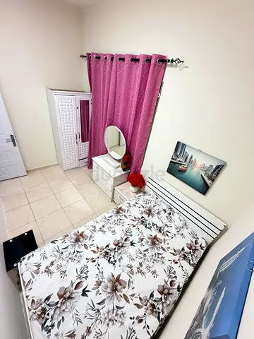 Room with partiton