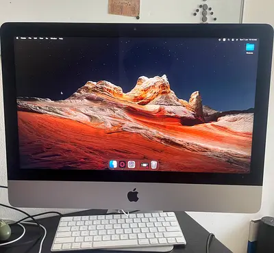Imac (21.5 inch mid 2014 Perfect condition Upgraded ram)