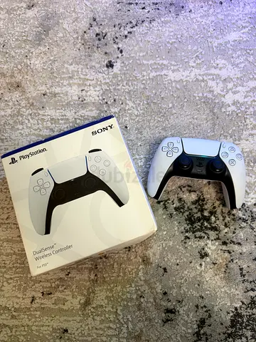 Sony PS5 DualSense Wireless Controller - White (Good Condition) * no stick drift*