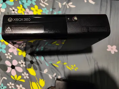 Xbox 360 Slim Aurora