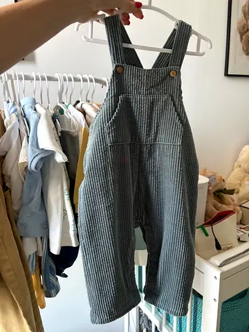 Zara, Grey baby romper - size 6 tl 9 months