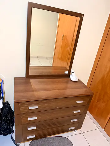 Wooden Dresser with Mirror and 4 Drawers - Good Condition