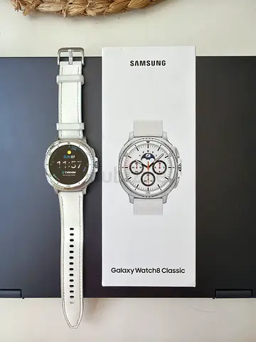 Samsung Galaxy Watch Classic (White) - Perfect Condition with Box