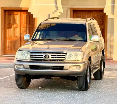 لاند كروزر موديل 2005 GXR بحالة ممتازة Toyota Land Cruiser GXR 2005 GCC Specs