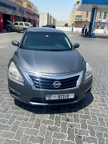 Nissan Altima SV 2015 American Specs