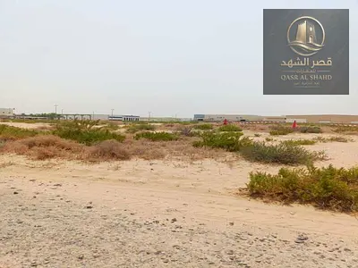 للبيع ارض في منطقة الصناعية 12 فالشارقة مساحة 253720 قدم مربع موقع مميز