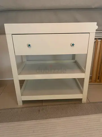 Baby change table