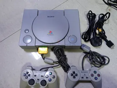 Playstation one with 2 controller