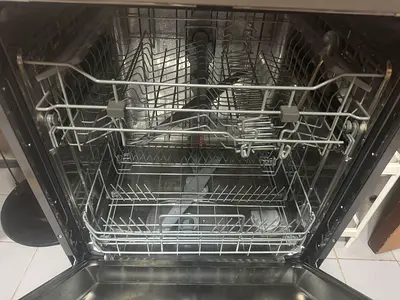 Built-in Dishwasher - Good Working Condition