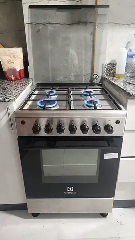 Electrolux freestanding gas cooker with oven - good condition