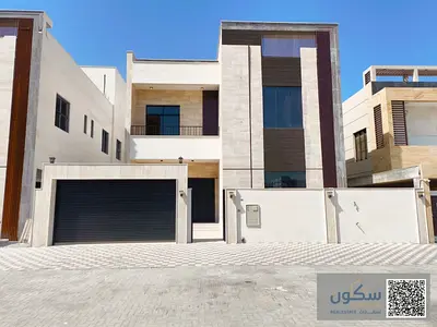 فيلا 5 غرف ماستر للبيع | العالية | مع مصعد