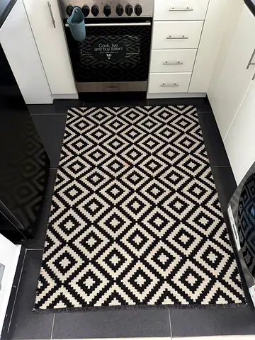 Rug