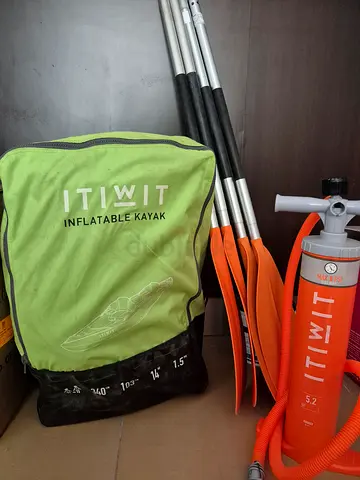 Itiwit Inflatable Double or Single Kayak with Pump and Paddles - Good Condition