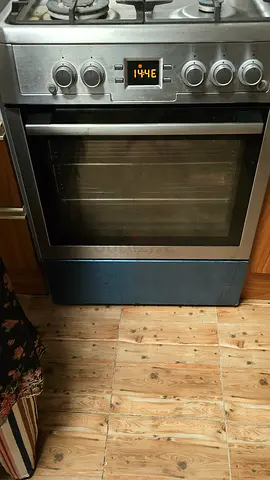 Stainless steel stove with gas oven good condition