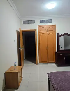 Spacious and clean room for couple family. No commission.