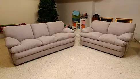 Comfortable 3-Seater and 2-Seater Sofa Set in Grey Fabric