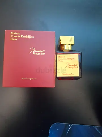 Maison Francis Kurkdjian Baccarat Rouge 540 Extrait de Parfum fake 1 to 1 replica opened box