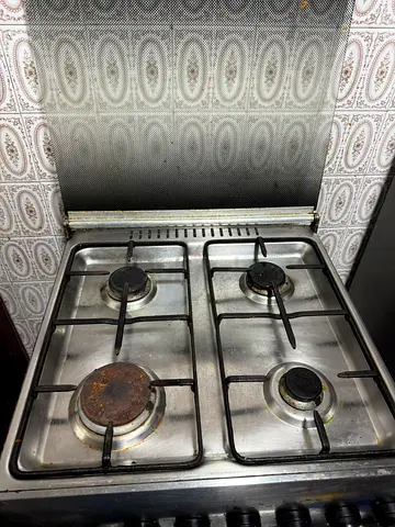GAS OVEN